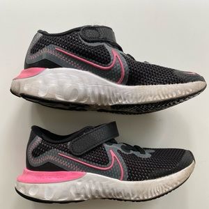 Girls Pink & Black Nike Sneakers